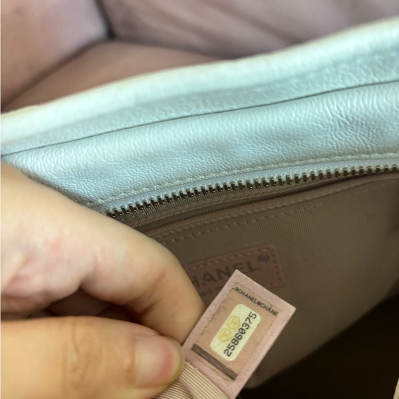 Chanel Gabrielle Tote in pink, pre-loved special collection ! medium size! - Picture 5 of 8